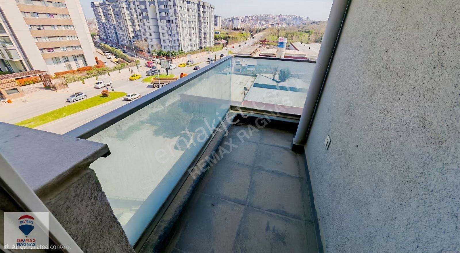 Çekmeköy Taşdelen Site İçinde Balkonlu 2+1 Daire 85m² Kiralık - Görsel 9