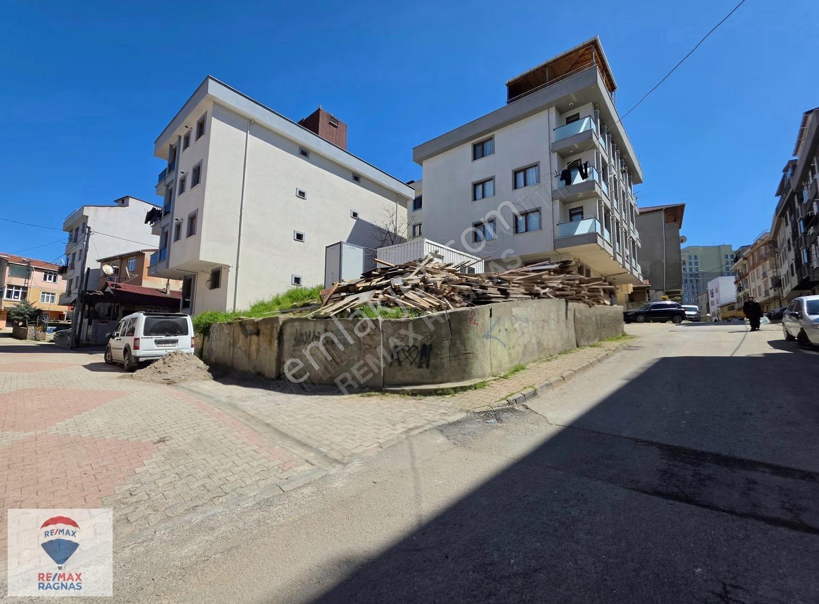 Sancaktepe Köşe Parsel Bölgenin Değerli Konut Arsalarından - Görsel 23