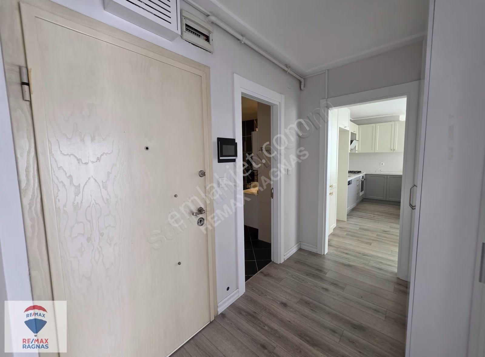Dap Space Centerda Havuz Manzaralı Güneş Alan 2+1 - Görsel 11