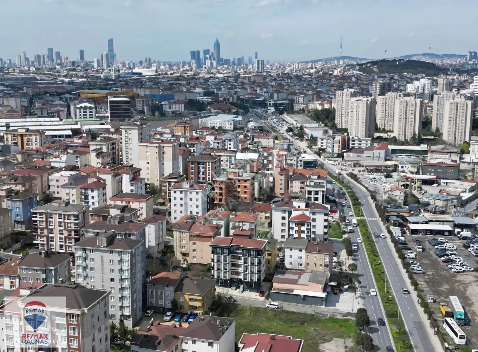 Dap Space Centerda Havuz Manzaralı Güneş Alan 2+1 - Görsel 2