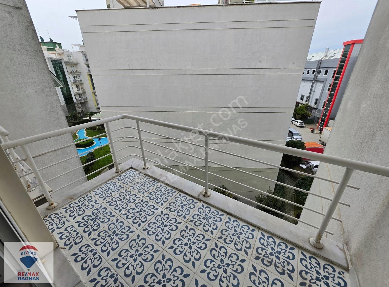 Dap Space Centerda Havuz Manzaralı Güneş Alan 2+1 - Görsel 10