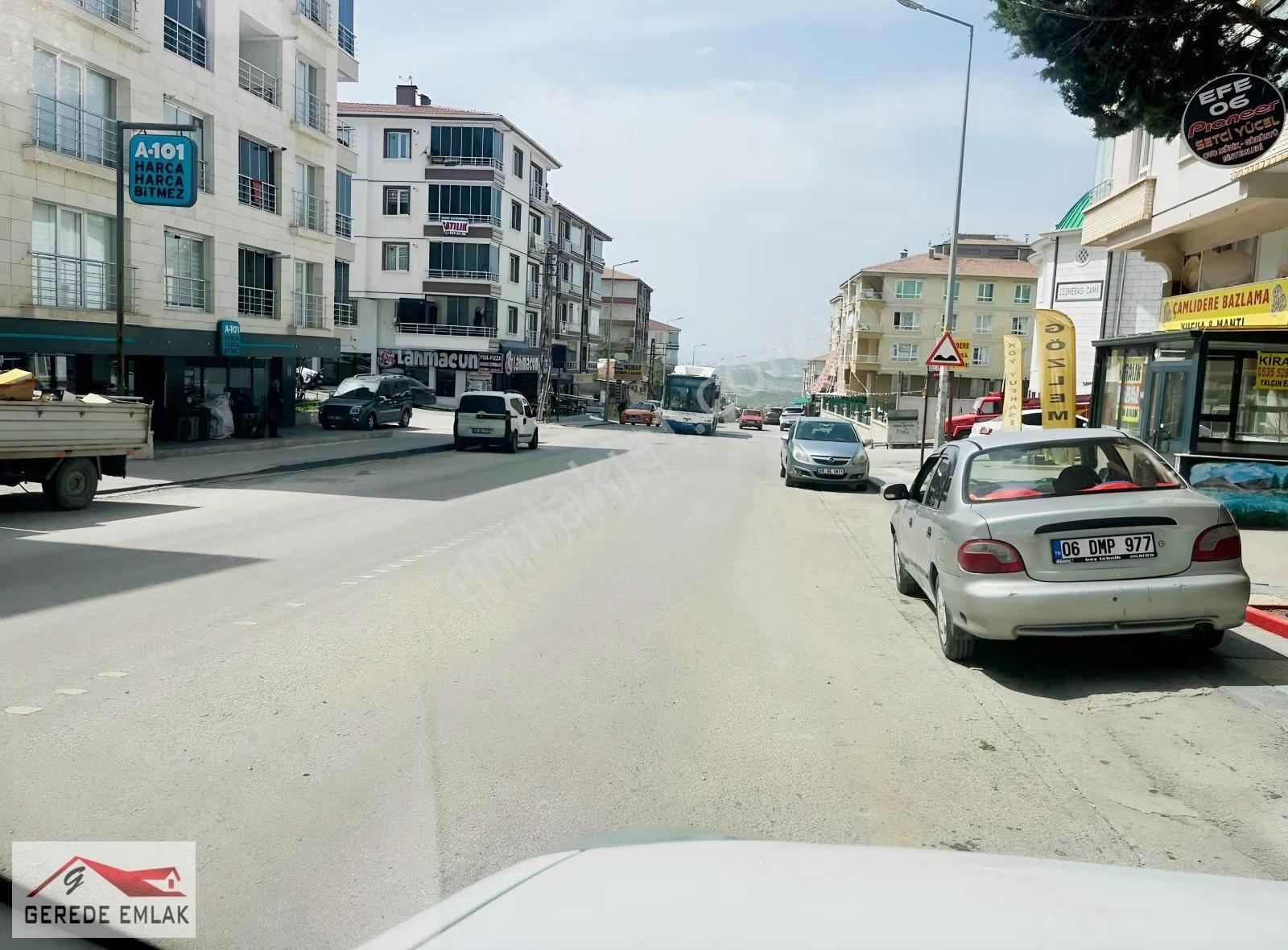 Ana Cadde Üzeri Üzeri Her İşe Uygun Fırsat Dükkan - Görsel 3