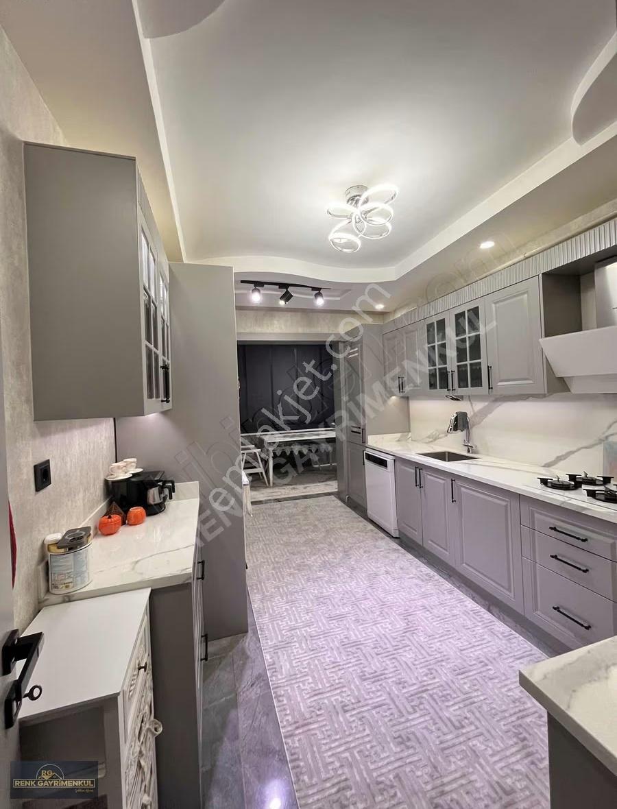 İbni Sina Da İskanlı 3.5+1 Bölgenin En Bakımlı Evi - Görsel 8