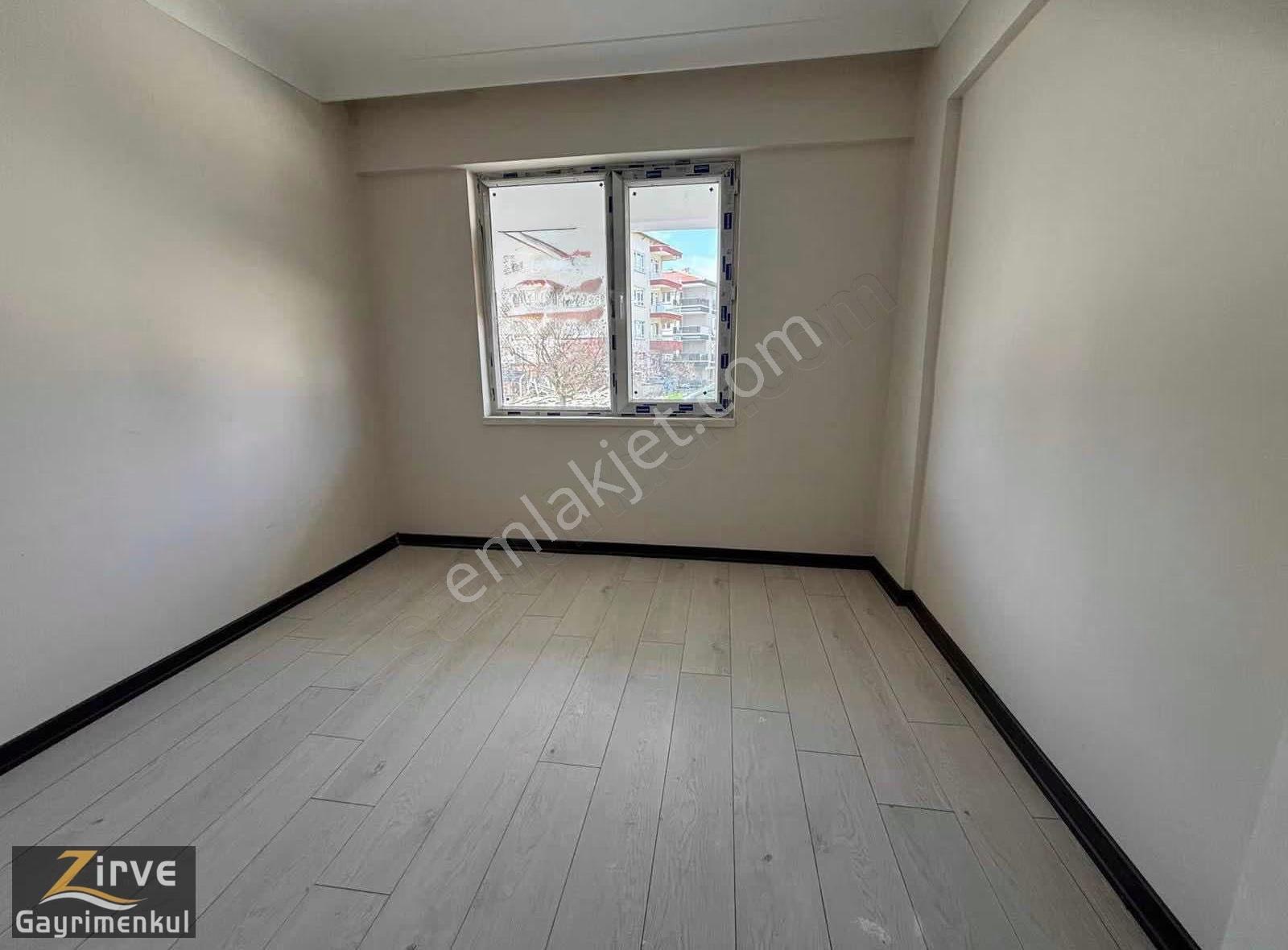 Zirveden Yeşiltepede 2+1 Güney Cephe Daire - Görsel 13