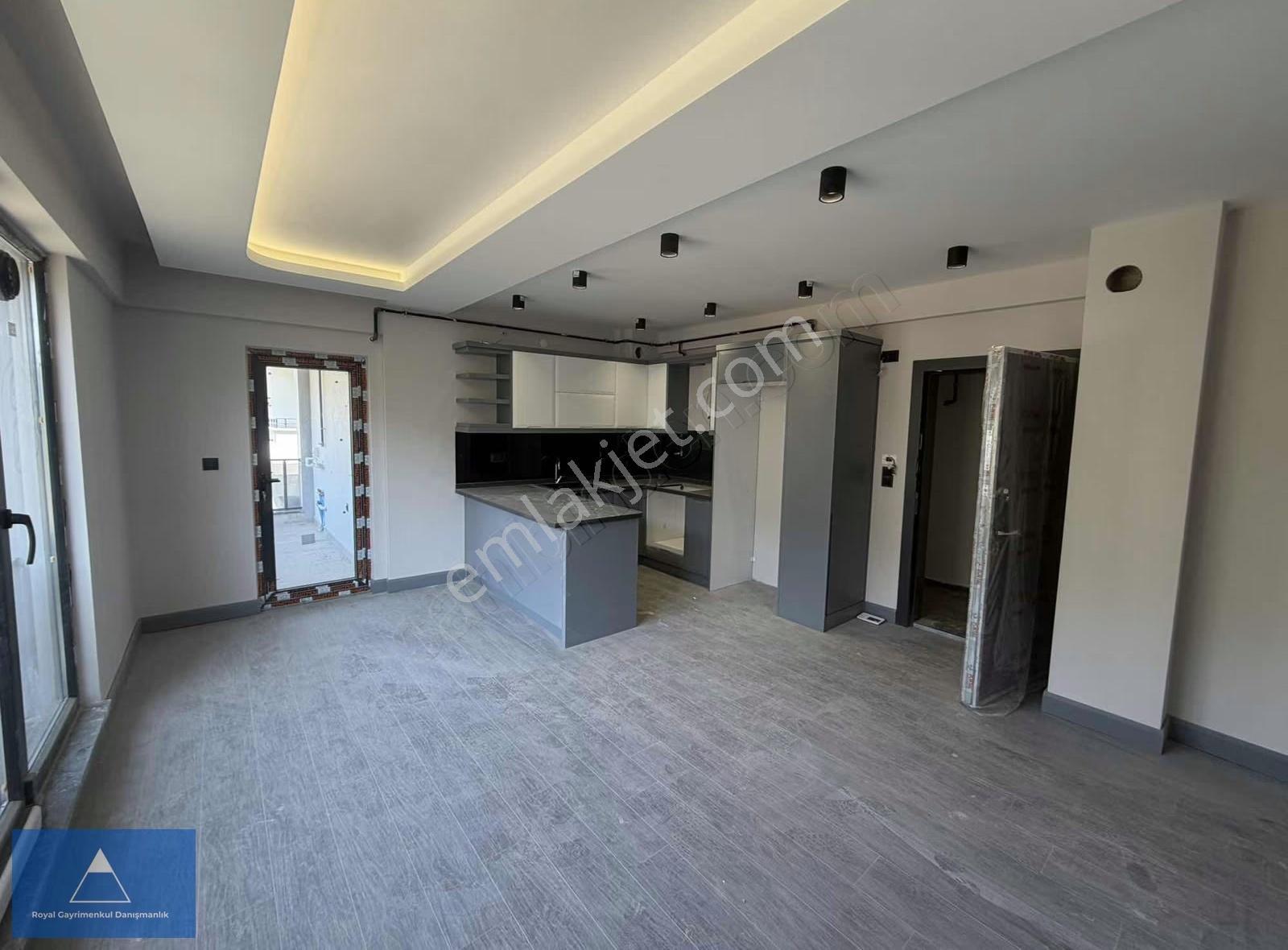 Atakum İncesu İnci Palas'ta Prestijli 1+1 Daire - Sahile 200 Mt. - Görsel 2