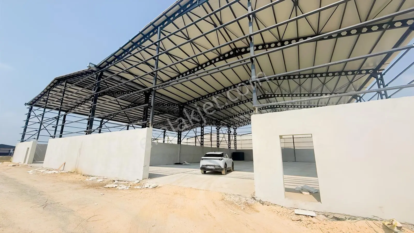 Zorlu Gayrimenkul'den Levent Mah'de 1000m2 Depo İşyeri Kiralık - Görsel 5