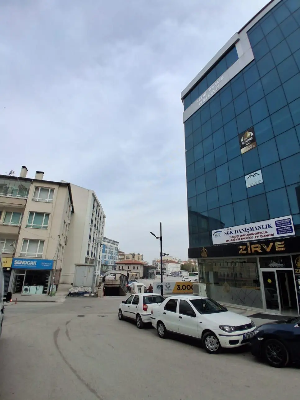 Aksaray Muhsin Çelebi Mahallesinde Kiralık 2 Katlı Dükkan - Görsel 3