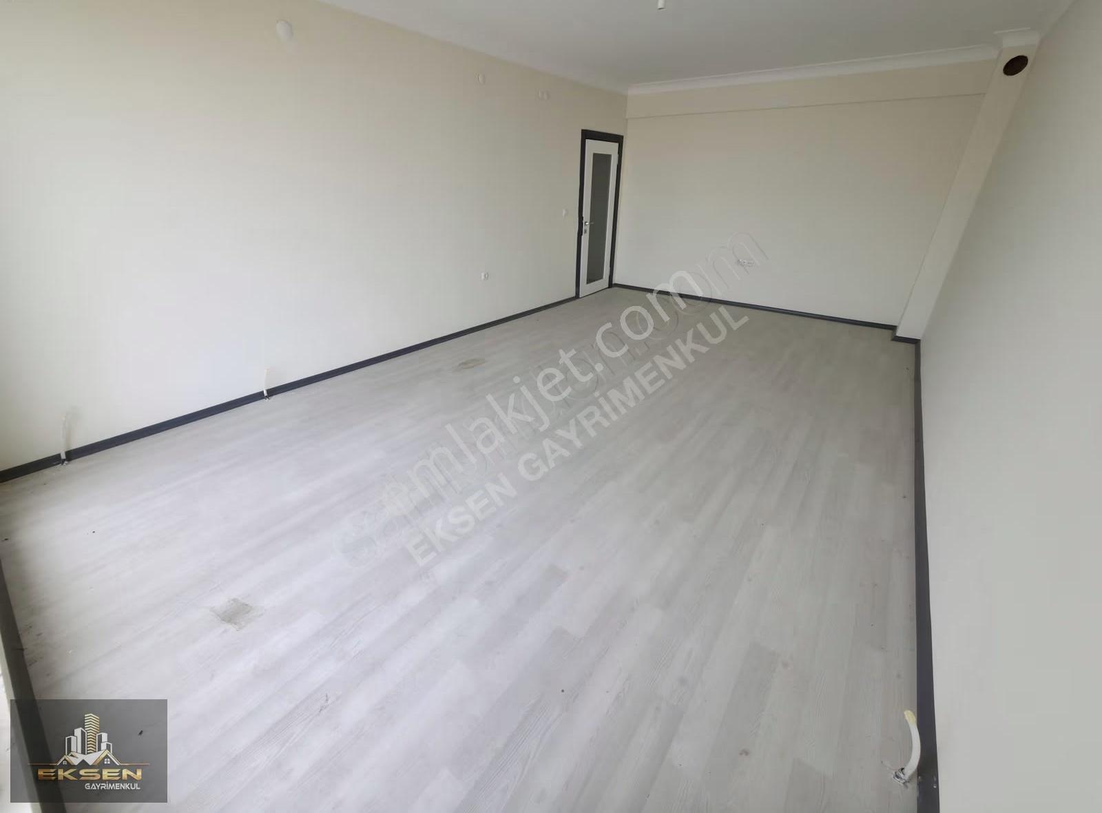 Eksen Gayrimenkul'den Manzaralı 3+1 Önü Açık Site Dairesi - Görsel 31