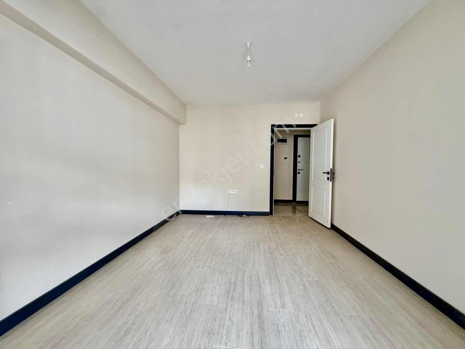 Avantaj'dan Yenibayındır'da Cadde Dibi Site İçin'de 3+1 Lüxdaire - Görsel 8