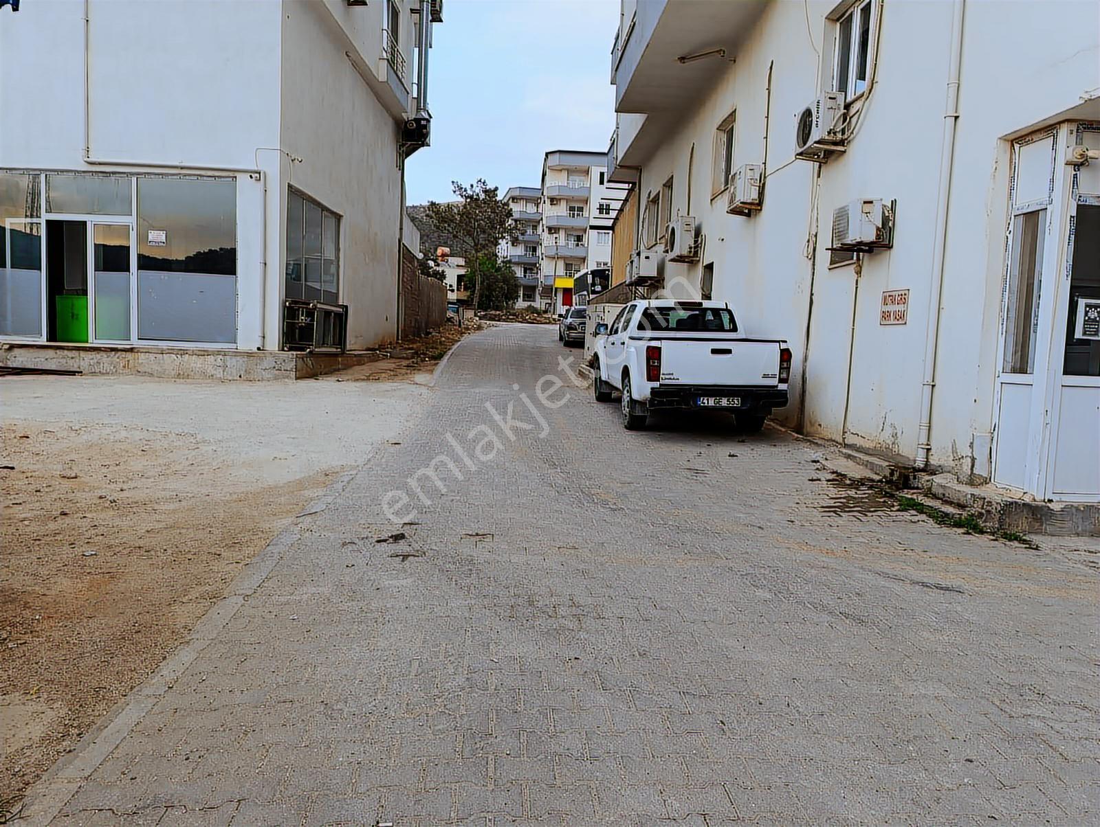 Karakuş Emlaktan Gülnar Büyükecelinde Ful Eşyalı Satılık Daire - Görsel 16