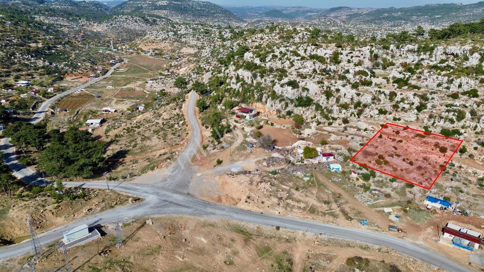 Karakuş Emlaktan Duruhanda 2037 M2 Manzaralı Yatırımlık Tarla - Görsel 3