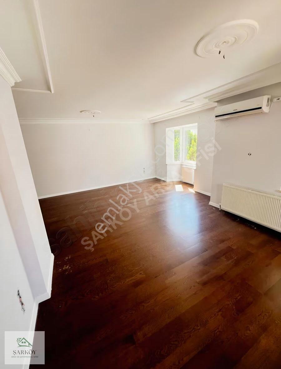 Hürriyet Mh. Nin En İşlek Caddesinde Kiralık Müstakil Villa - Görsel 8
