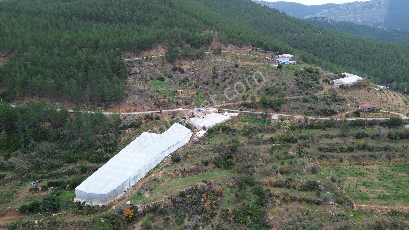 Karakuş Emlaktan Aydıncık Pembecikte Seralı Satılık Tarla - Görsel 13