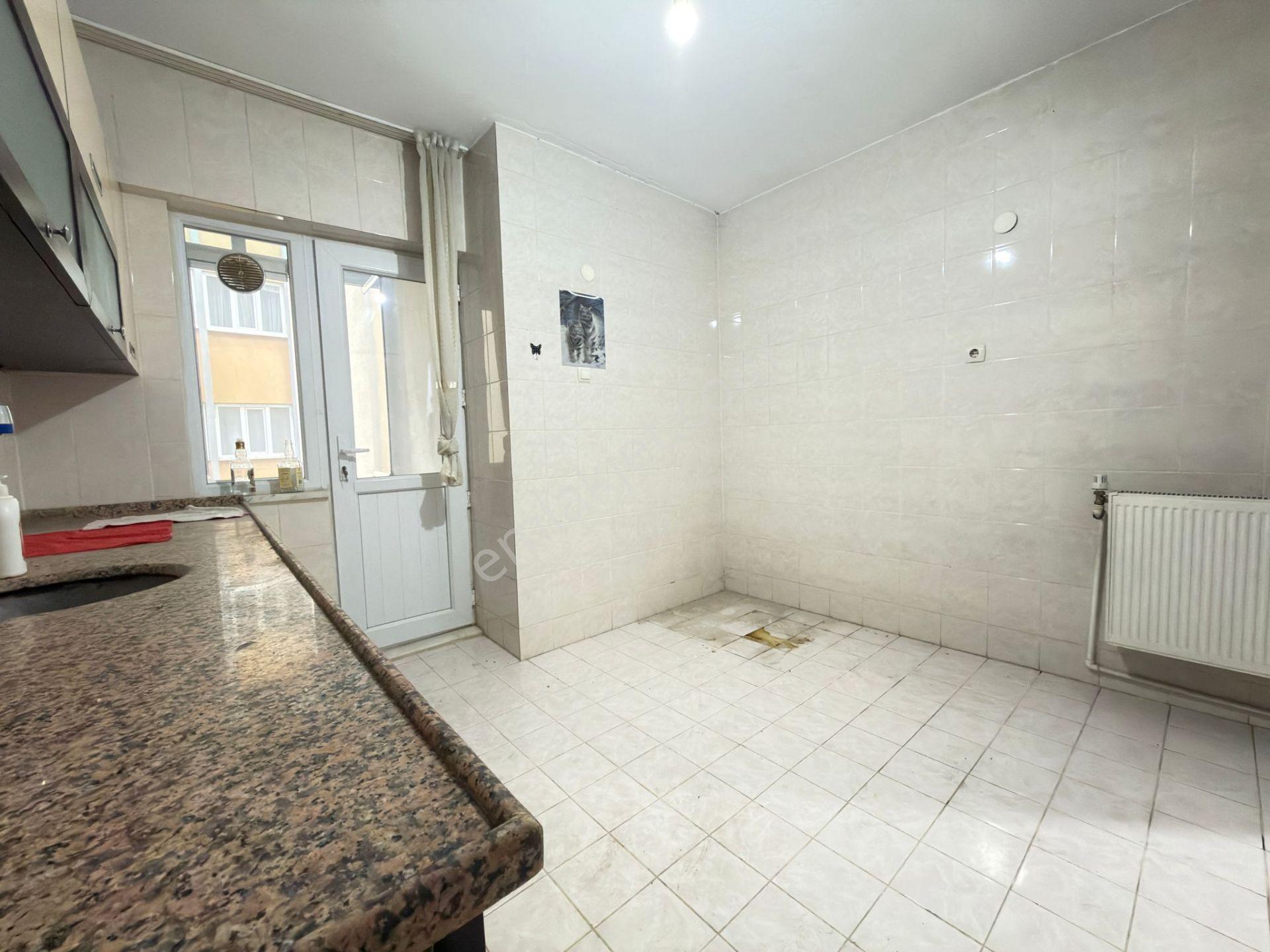 🏡 Göl-san Gayrimenkul’den 🏡 Zafer Mahallesinde Doğalgazlı Arakat 3+1 Satılık !!! - Görsel 4