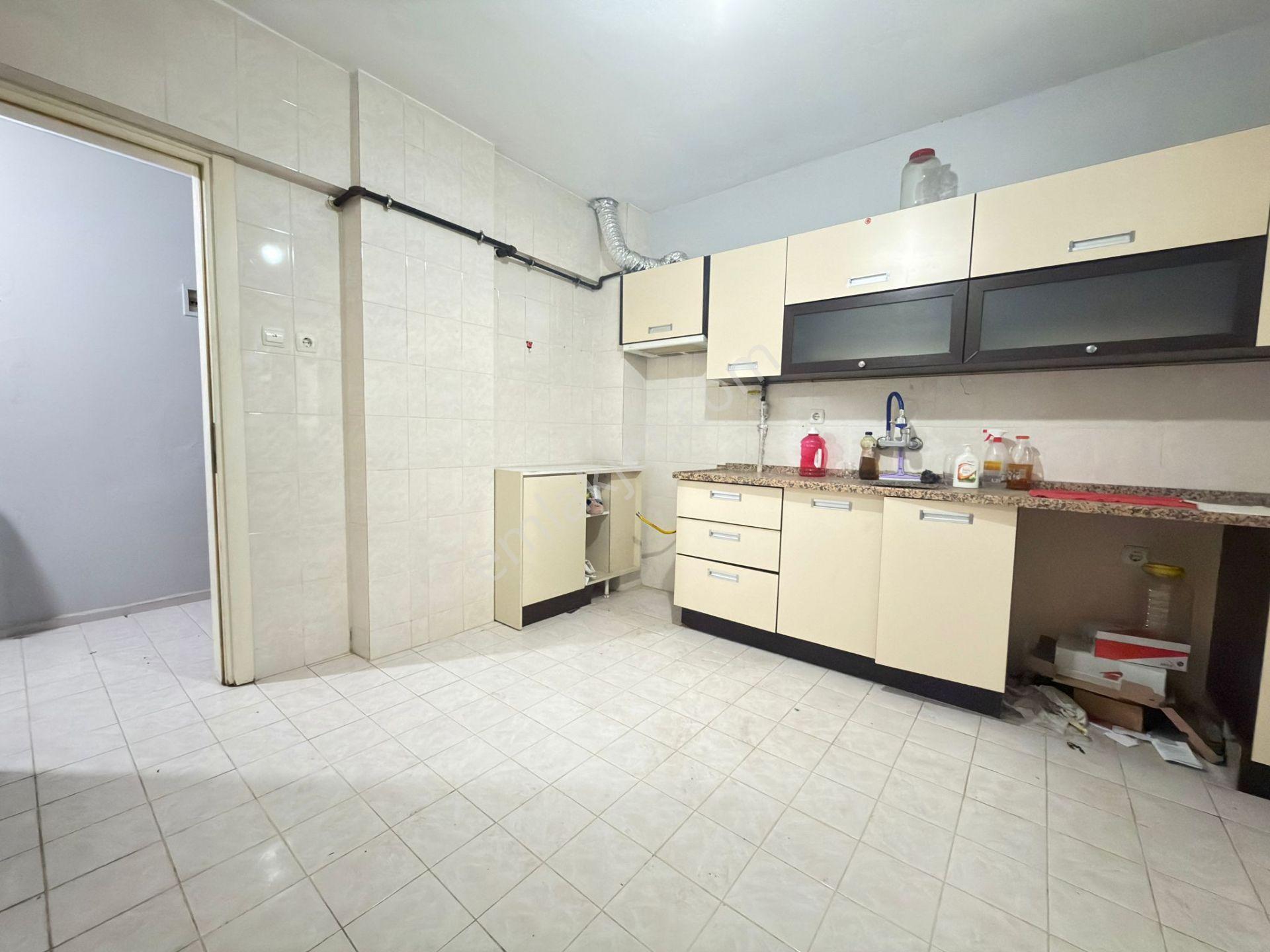 🏡 Göl-san Gayrimenkul’den 🏡 Zafer Mahallesinde Doğalgazlı Arakat 3+1 Satılık !!! - Görsel 2
