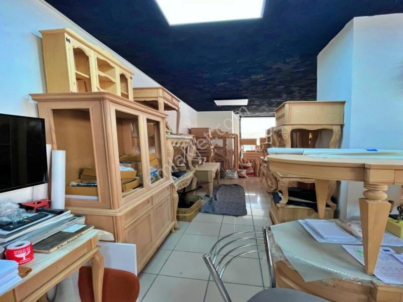 Avcılar E-5 Yanyolda 3 Bölümlü Depolu 205m² Satılık Dükkan - Görsel 18