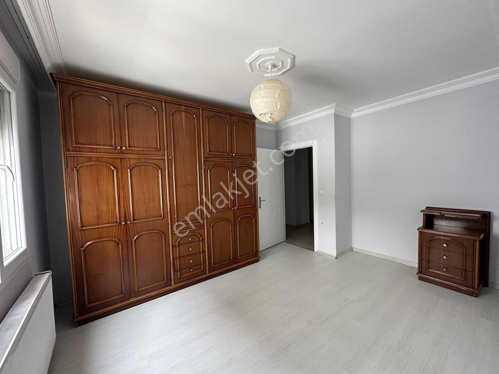 Altınkum Emlak'tan Sarımsaklı'da Merkezi Kaloriferli 3+1 Kiralık - Görsel 23