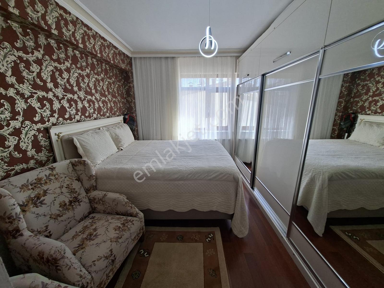 Sancaktepe Mahallesinde Tertemiz Full Yapılı 3 Oda 1 Salon Daire - Görsel 14