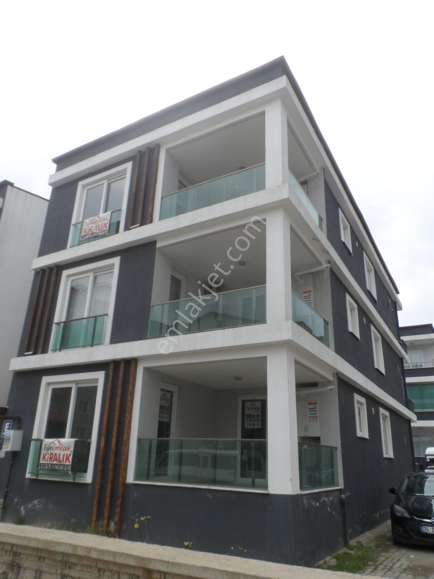 Nazilli Ege Emlak Ofisinden Yeşil Mah. Site İçerisinde Doğalgaz Kombili Kiralık Daire - Görsel 2