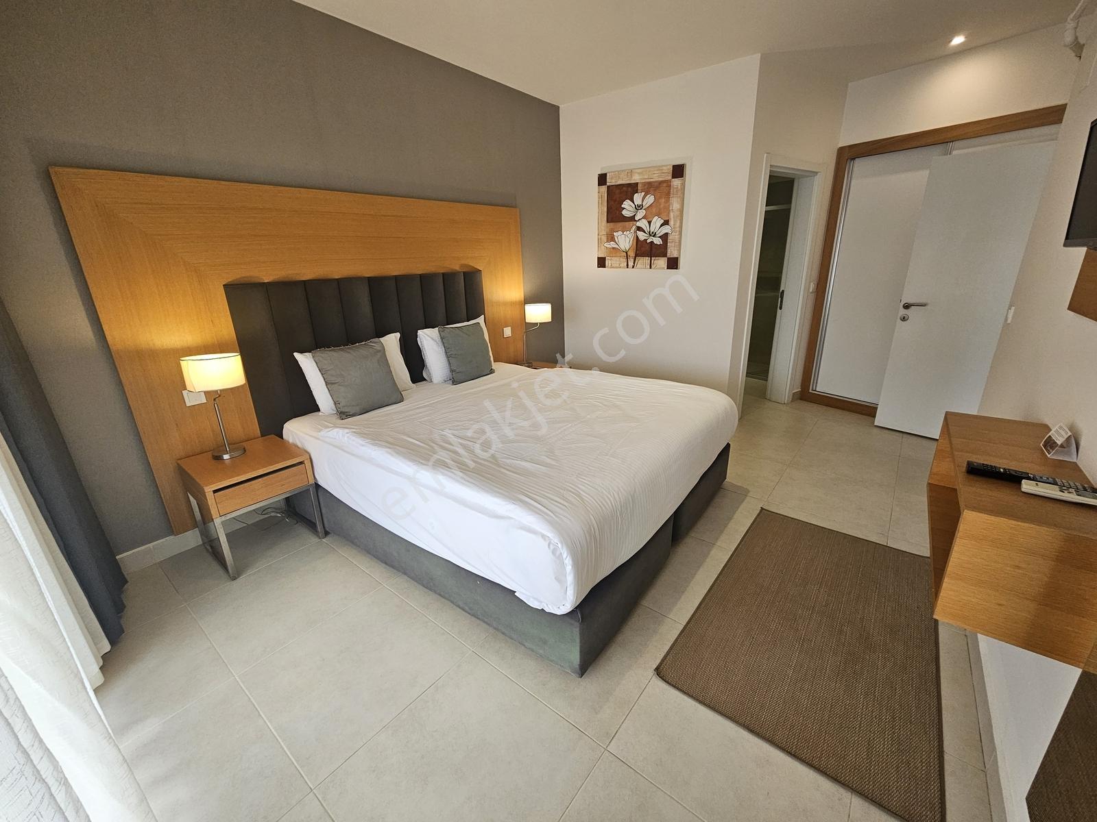 Kuşadası Ramada Resort'te Satılık Deniz Manzaralı 3+1 Rezidans - Görsel 16