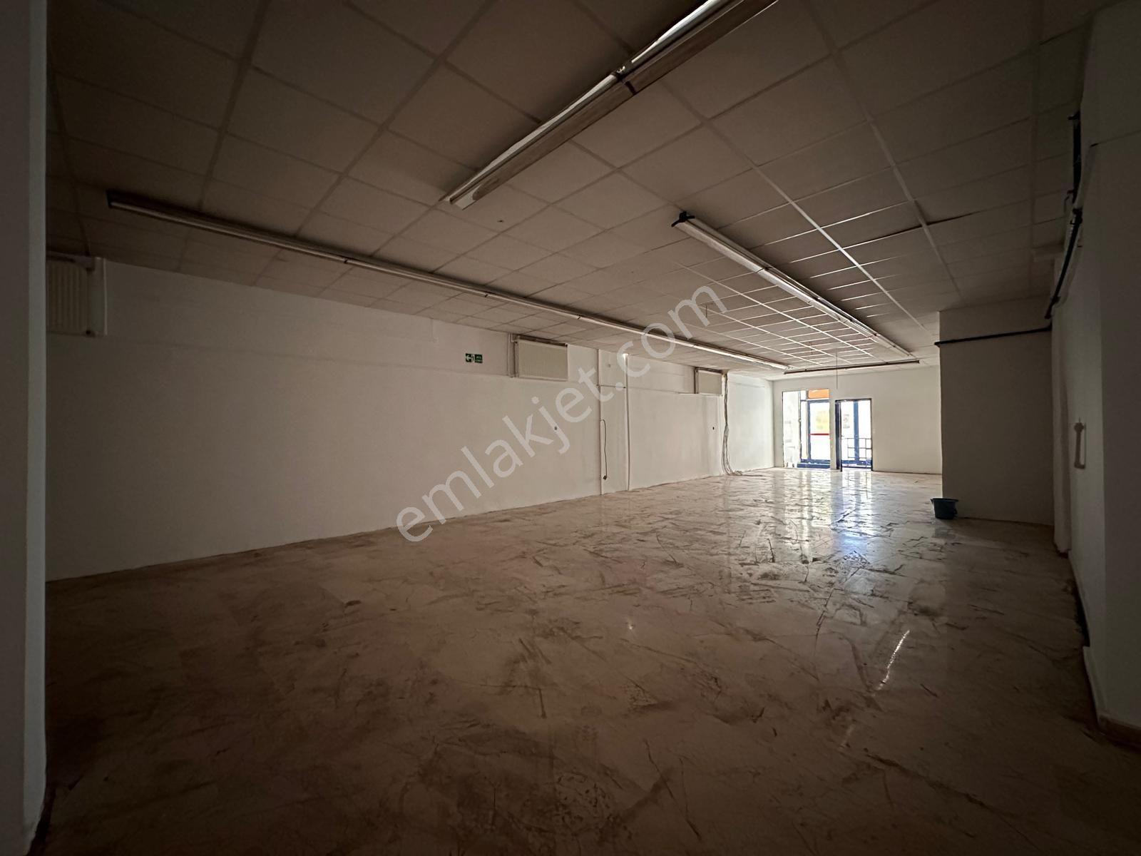 Keçiören Sanatoryum Cadde Üzeri Kurumsala Kiralık 445 M² Dükkan - Görsel 34