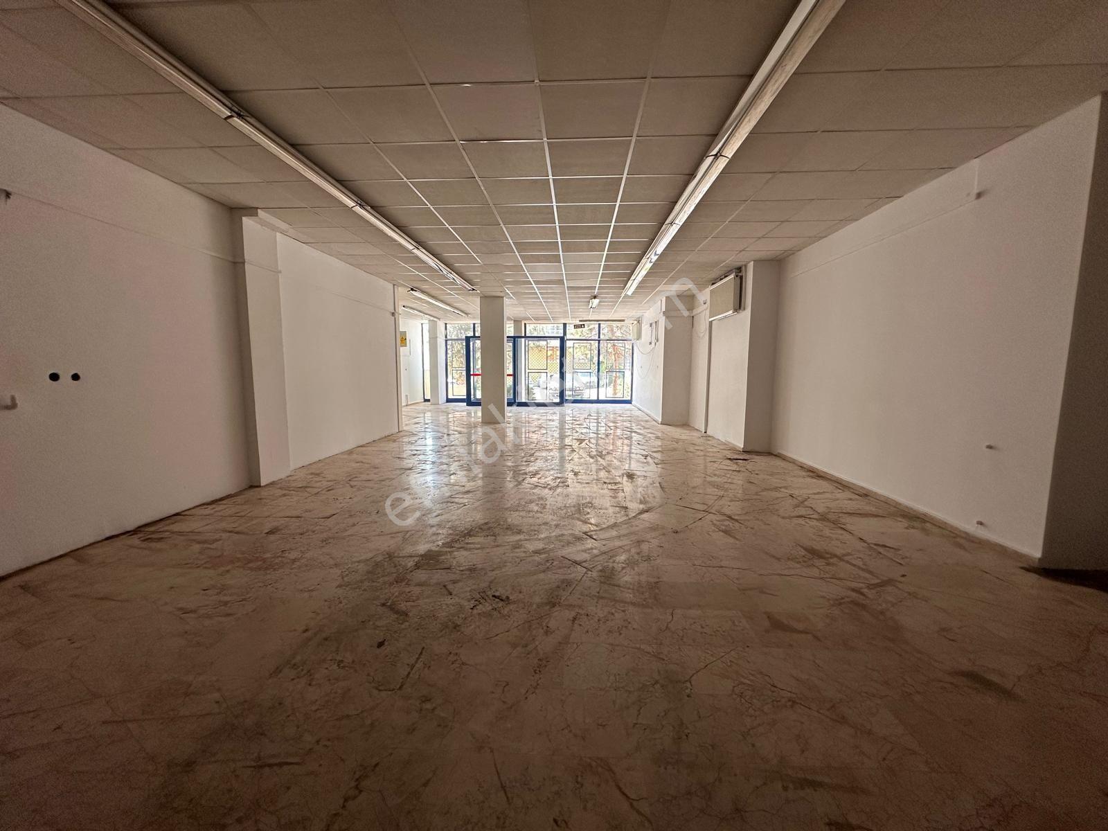 Keçiören Sanatoryum Cadde Üzeri Kurumsala Kiralık 445 M² Dükkan - Görsel 8