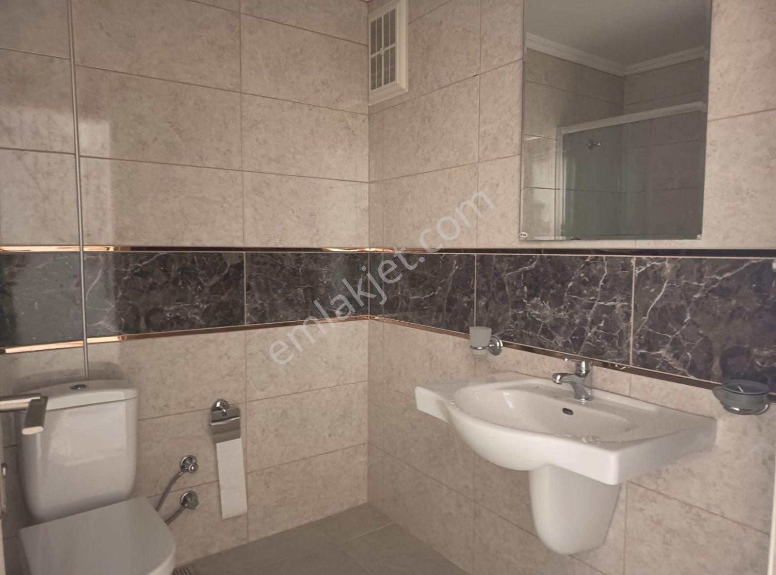 Stoptan Deniz Manzaralı Dublex 3+2 Kiralık Daire - Görsel 22