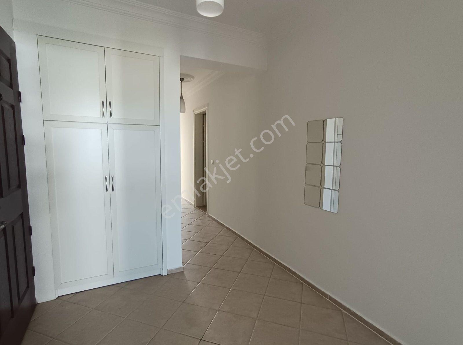 Stoptan Deniz Manzaralı Dublex 3+2 Kiralık Daire - Görsel 12