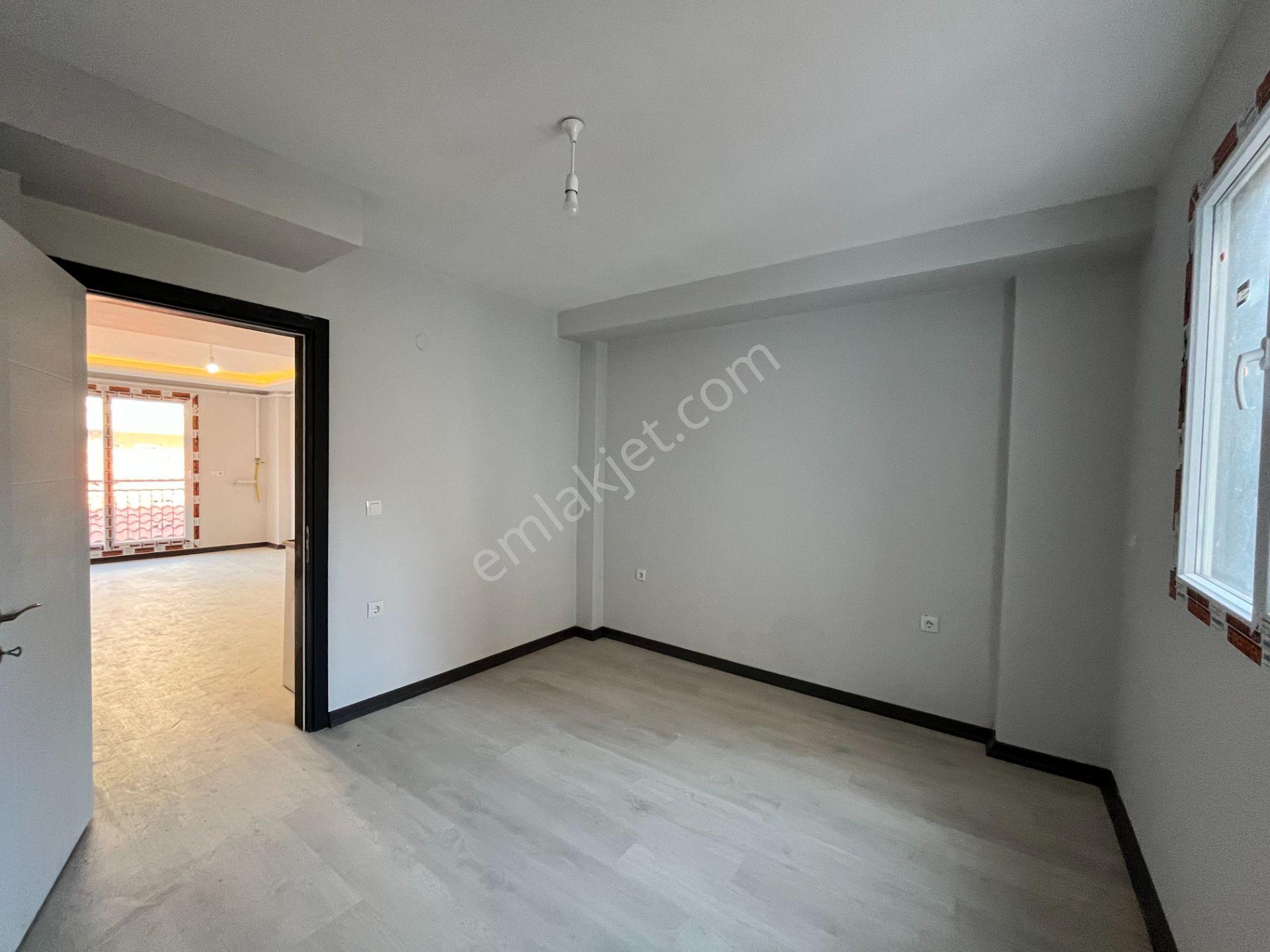Seferihisar Hıdırlık Mahallesi’nde Satılık Sıfır 1+1 Teraslı Daire - Görsel 9
