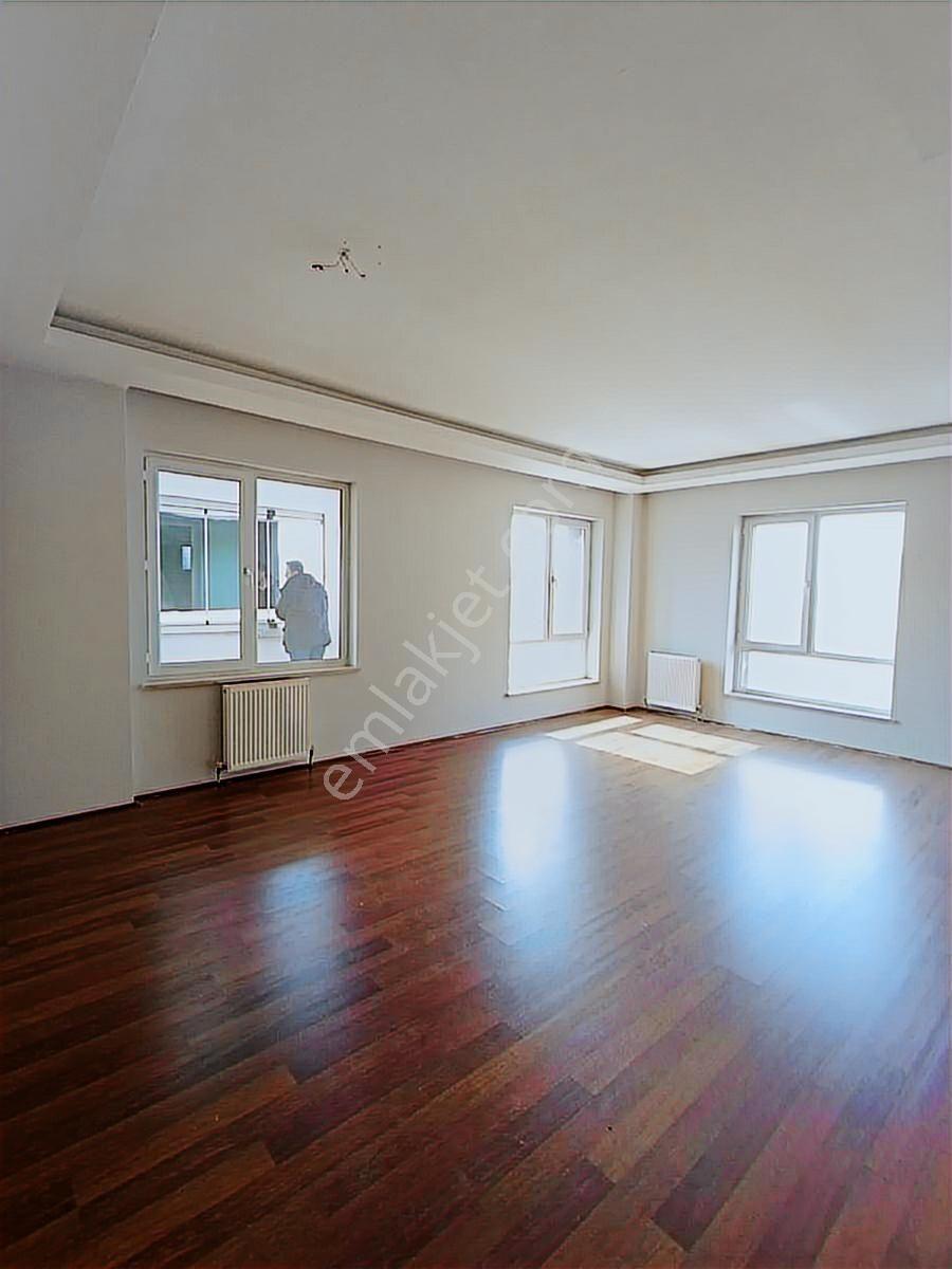 Hulisi Akar A Yakın 190 M2 Geniş 3+1 Kiralık Daire - Görsel 34