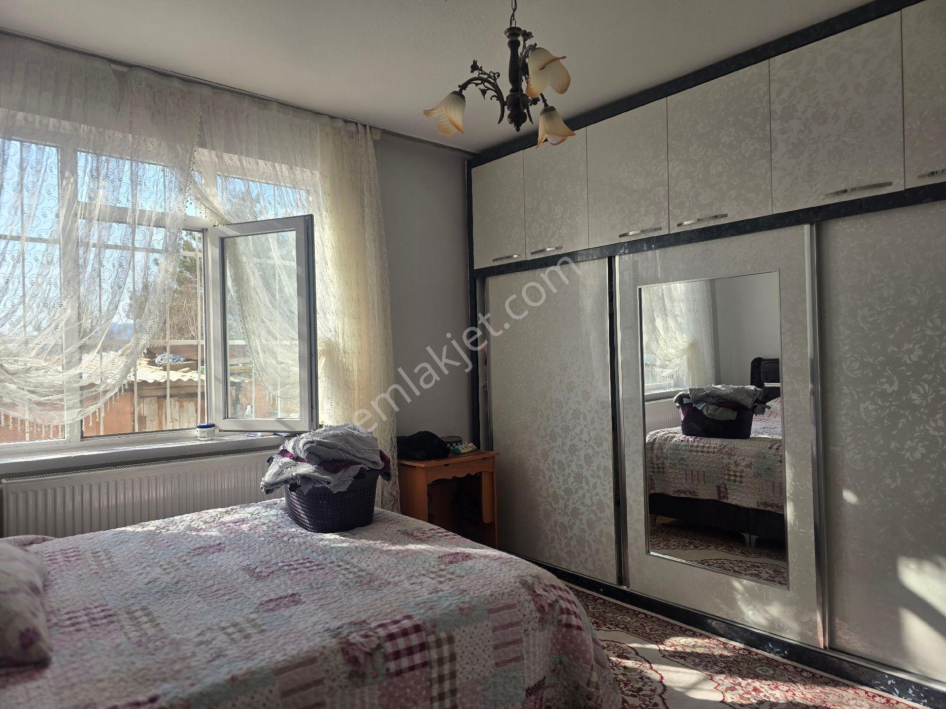 Niğde Borterminal/migros Civarı Satılık Klasik Daire - Görsel 14