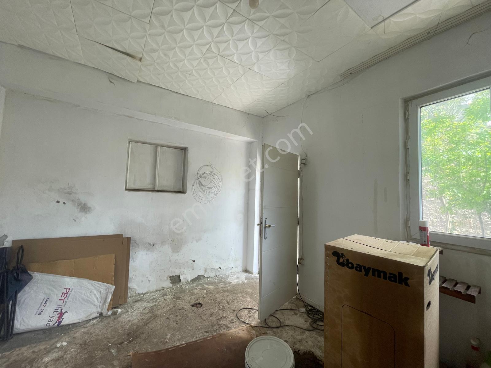 Ayvada'dan Ayvalık Merkez'de Avlulu Ve Teraslı 2 Katlı 4+1 Müstakil Evi - Görsel 15