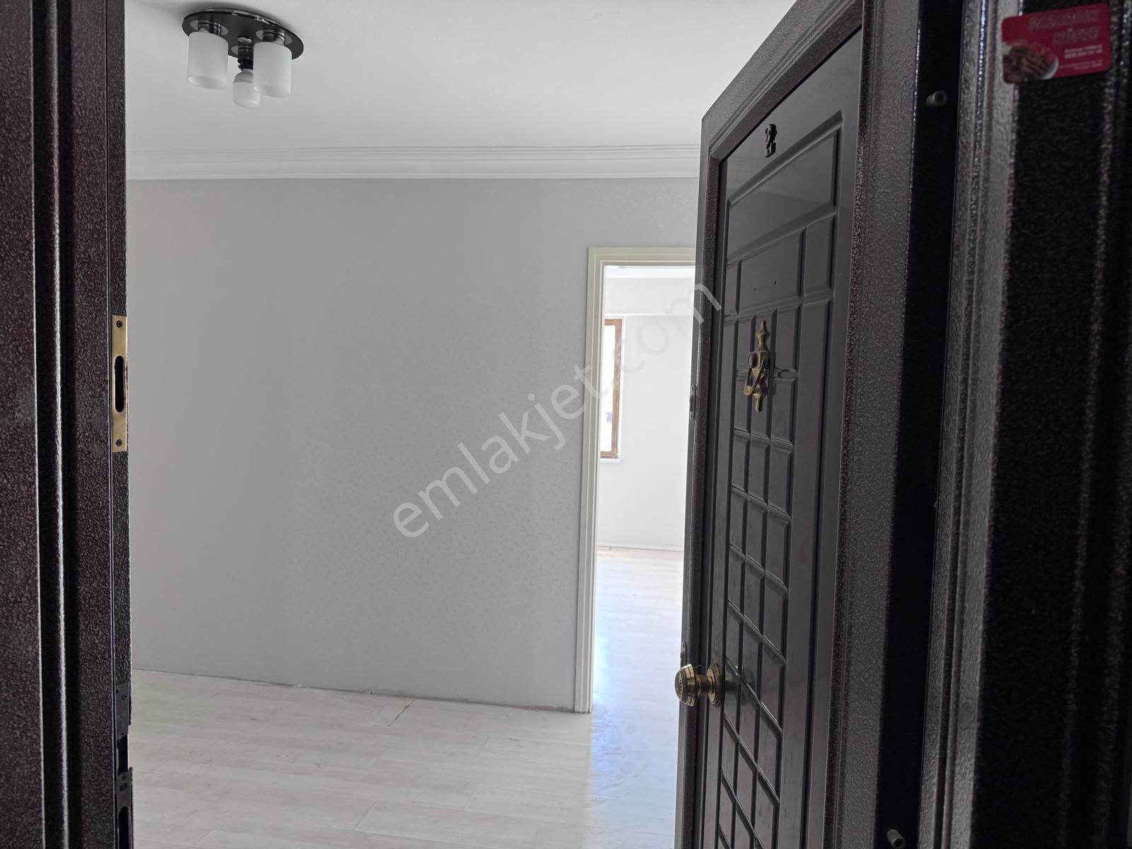 Remax Area Dan Cadde Üzeri Adliye Yanında Satılık Büro, Ofis - Görsel 10