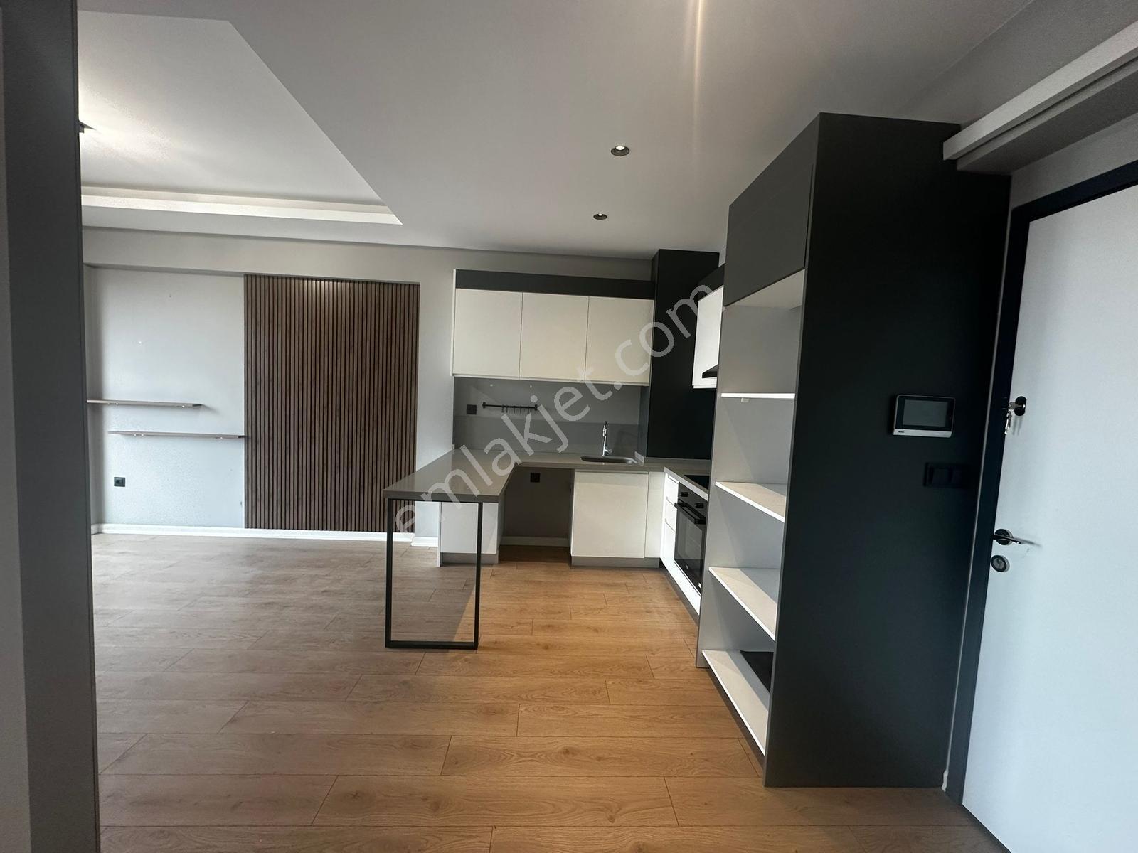 Remax Advantage'dan Özlüce Bulvarında 1+1 Ofis/daire - Görsel 8