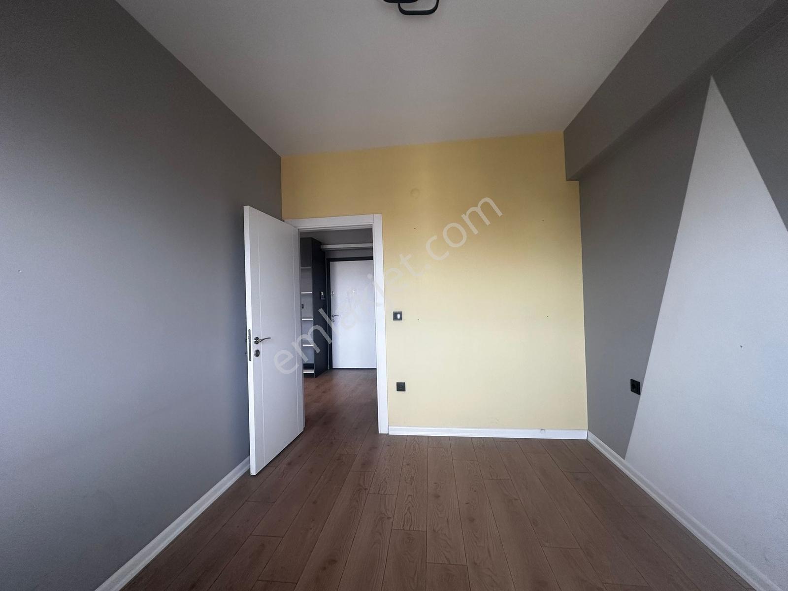Remax Advantage'dan Özlüce Bulvarında 1+1 Ofis/daire - Görsel 16