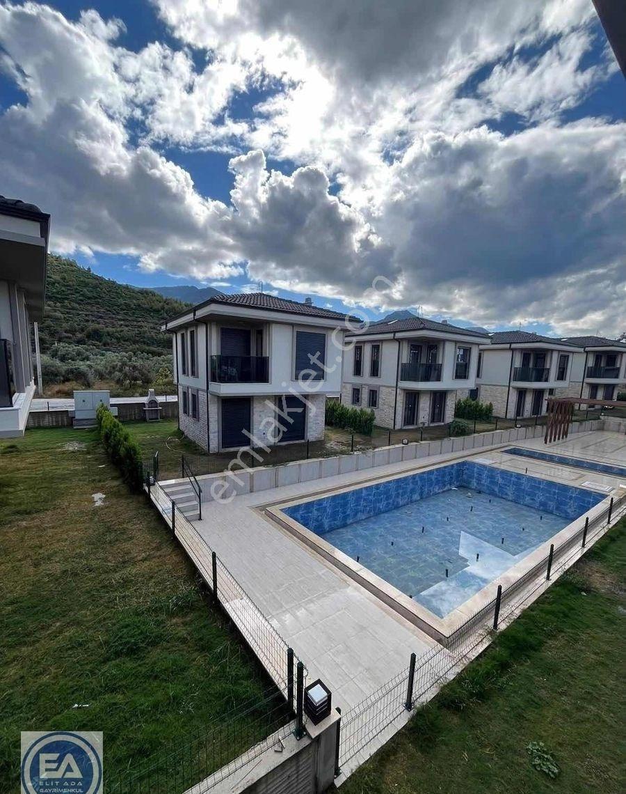 Kuşadası Güzelçamlıda Havuzlu Sitede 3+1 Sıfır Dubleks - Görsel 24