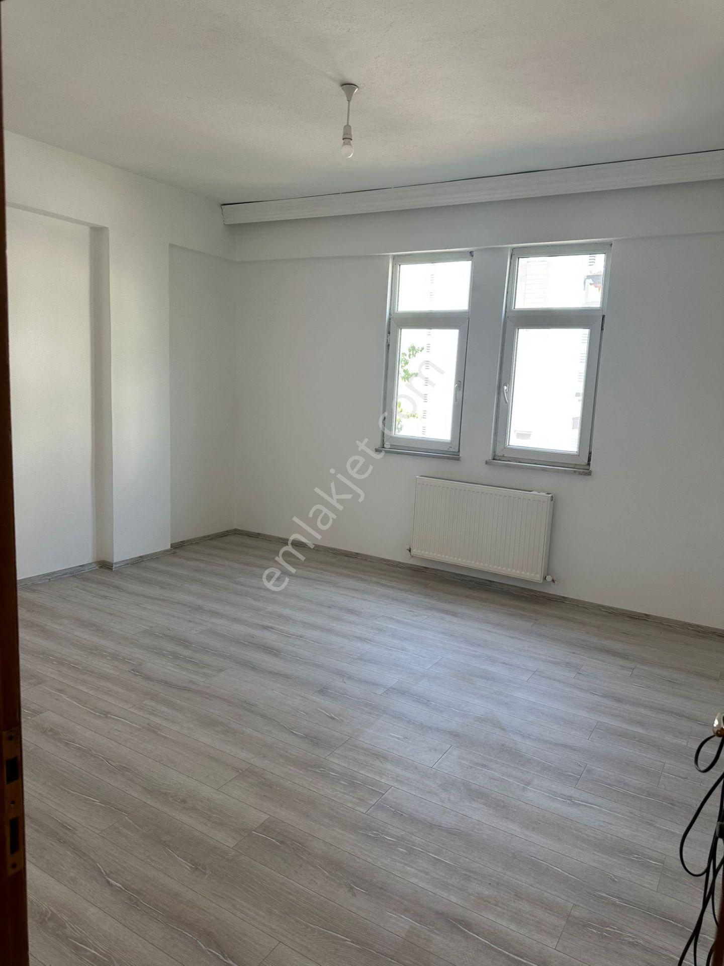 Adalet Gold Group Emlak'tan Ayvaz Mahallesinde Uygun Fiyata 3+1 Kiralık Daire İçi Yapılı - Görsel 4