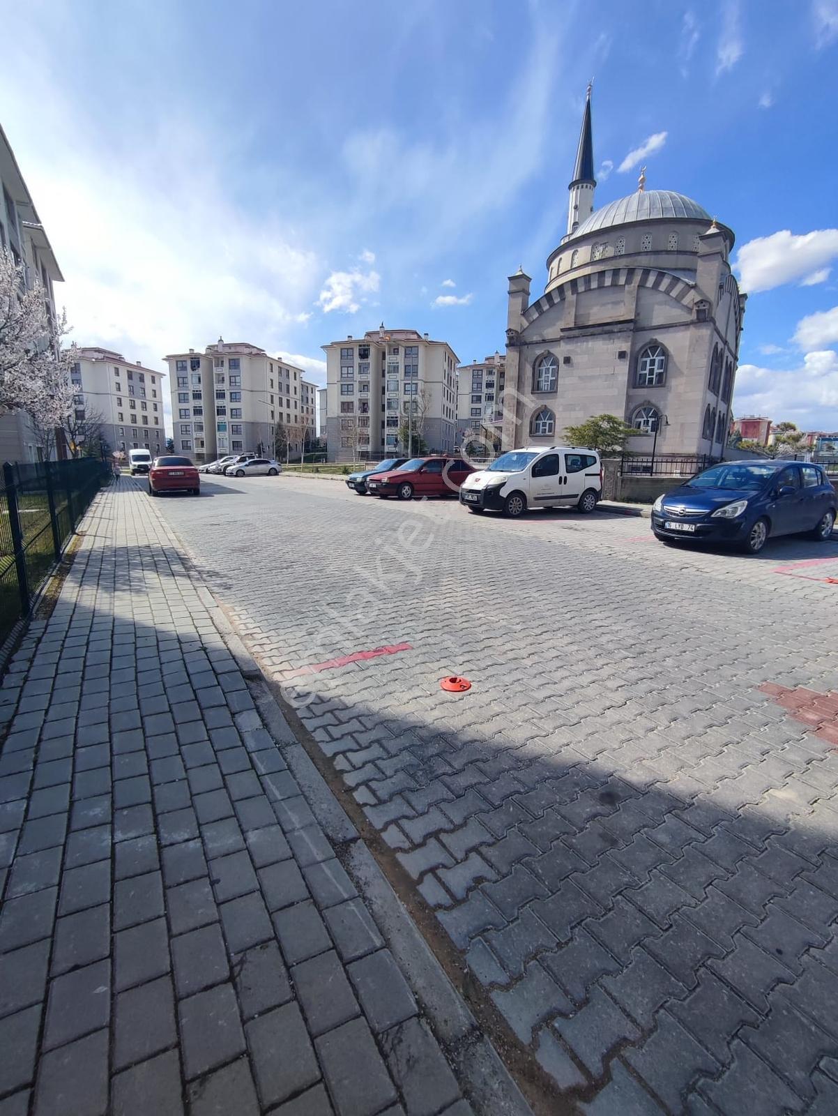 Kolçan Emlak'tan Geniş 627 Konutlarında Satılık 3+1 Daire - Görsel 9