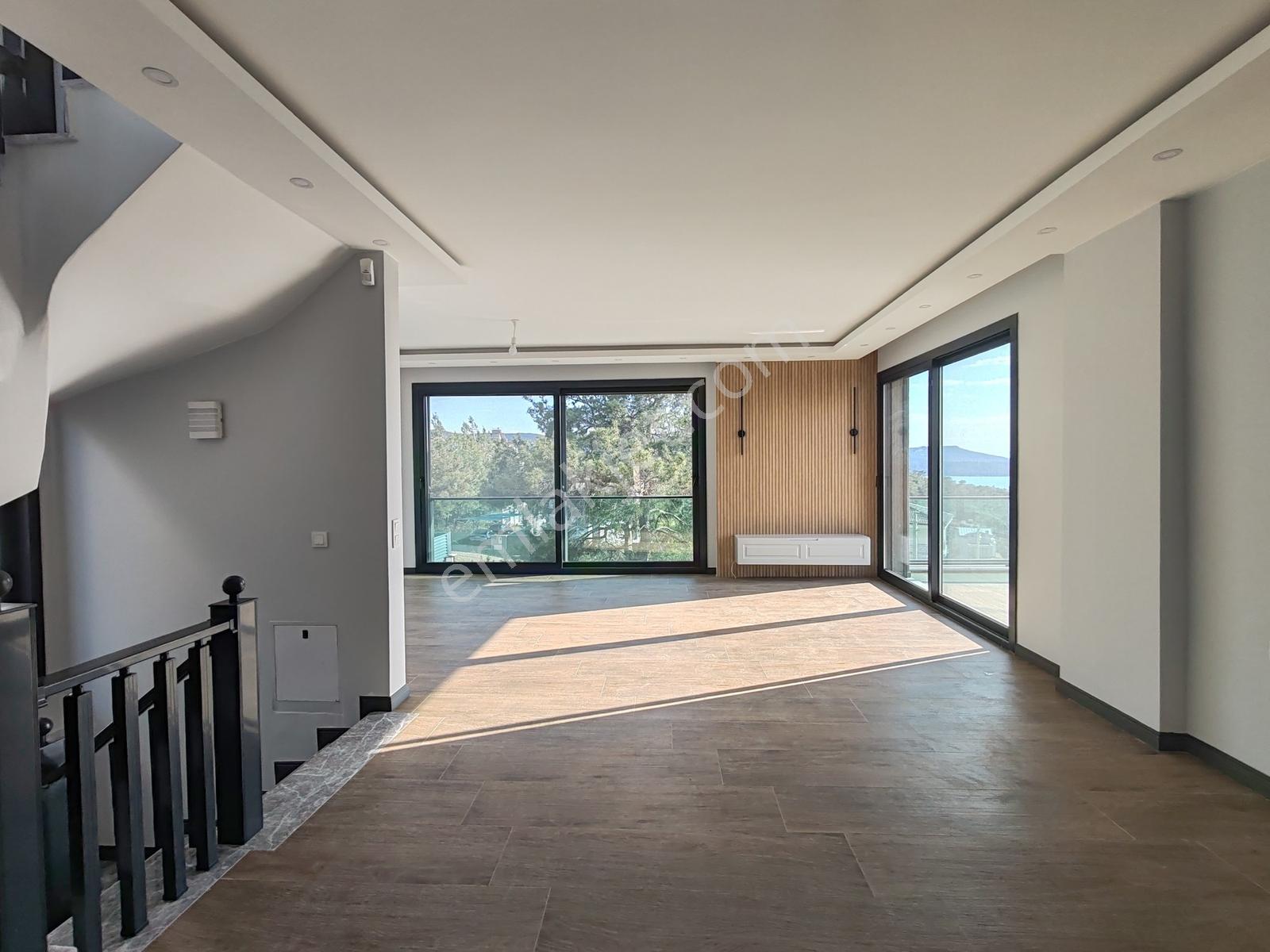 Didim Akbükte Panoramik Deniz Manzaralı Satılık Villa - Görsel 9