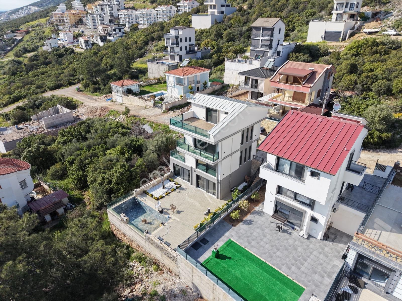 Didim Akbükte Panoramik Deniz Manzaralı Satılık Villa - Görsel 19