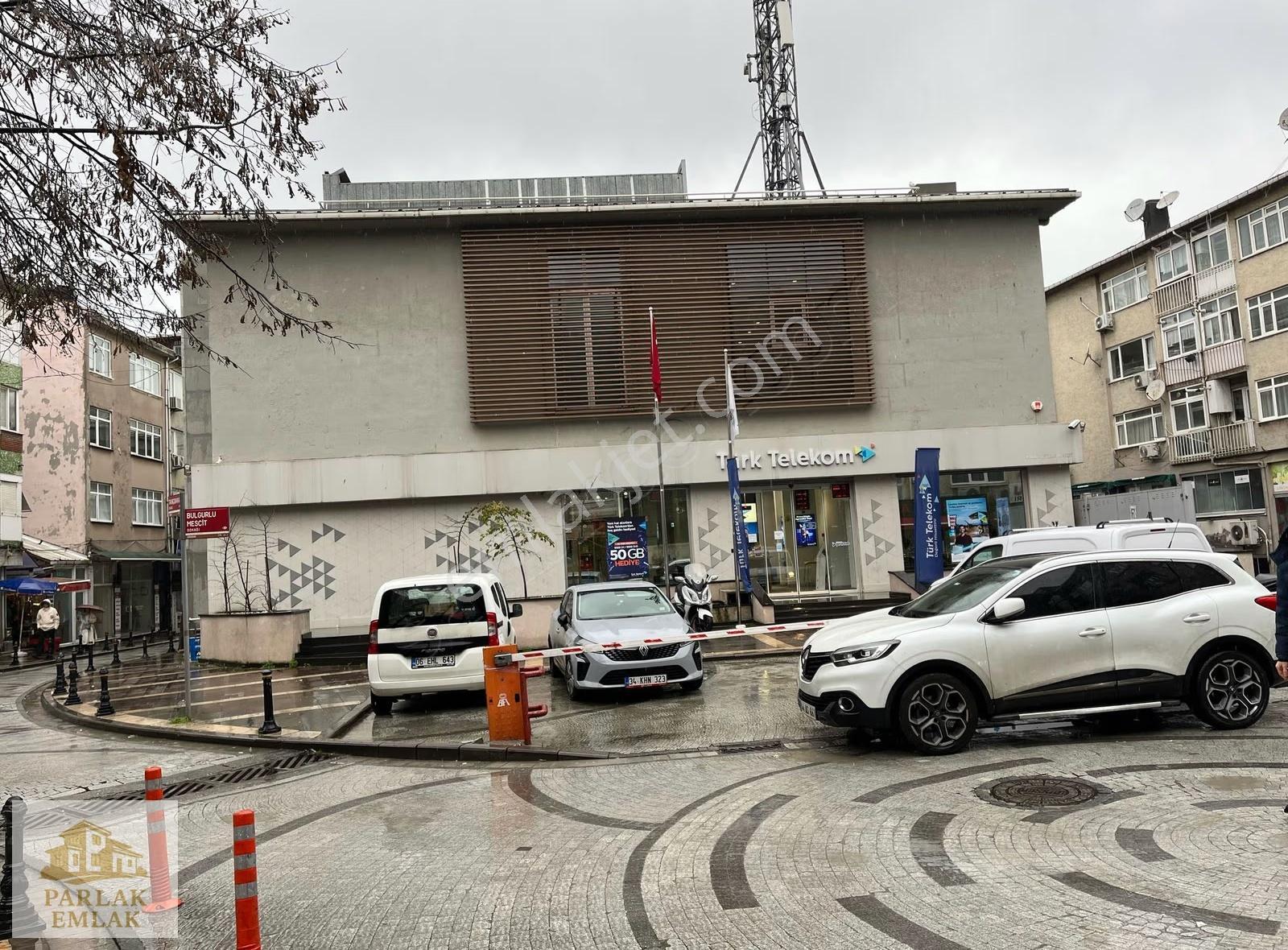 Üsküdar Merkezde Kalaballk Caddede Köşe Dükkan!!fırsat - Görsel 9