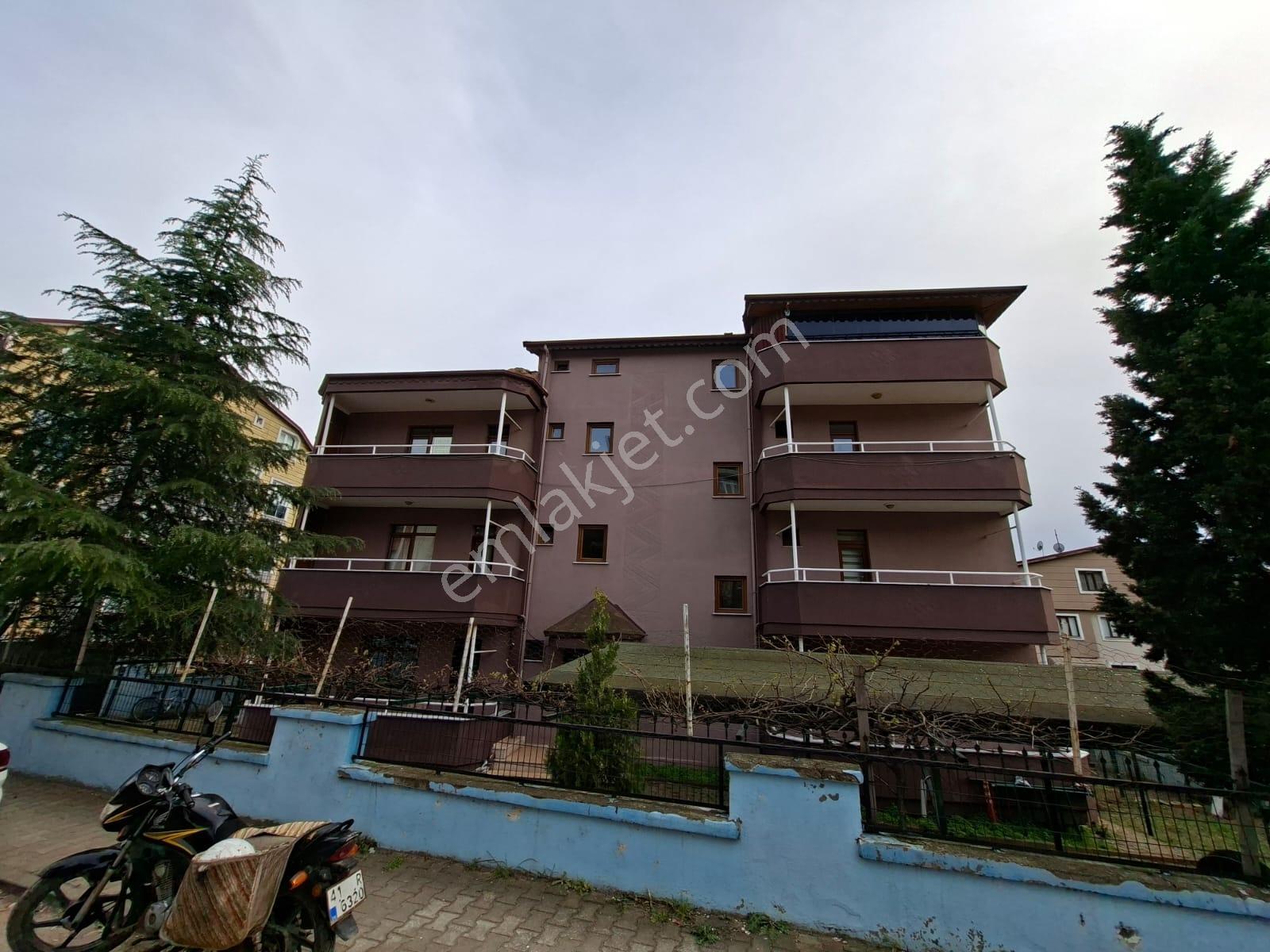Emek Emlak'tan Hacı Osmanda Kiralık 4+1 , 250 M2 Arakat Daire - Görsel 28