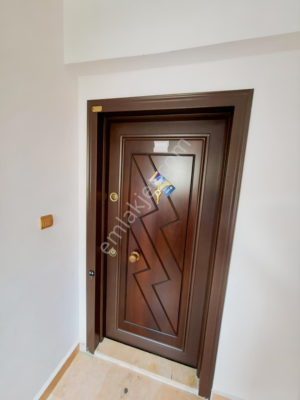 Emek Emlak'tan Hacı Osmanda Kiralık 4+1 , 250 M2 Arakat Daire - Görsel 12