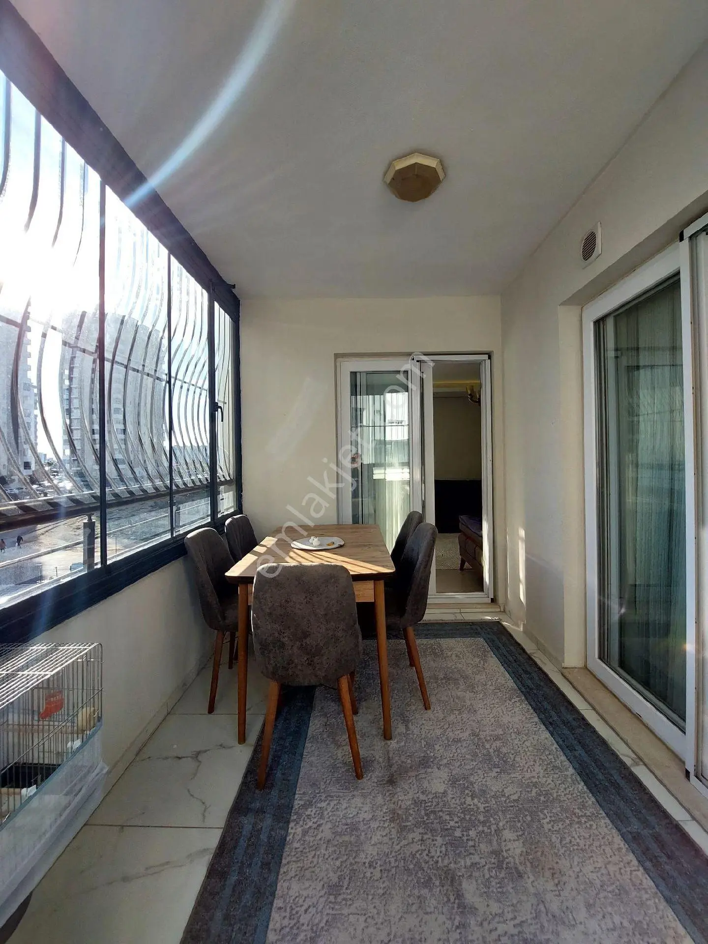 Cadde Üzeri İskanlı 4+1 Teraslı Daire - Görsel 4