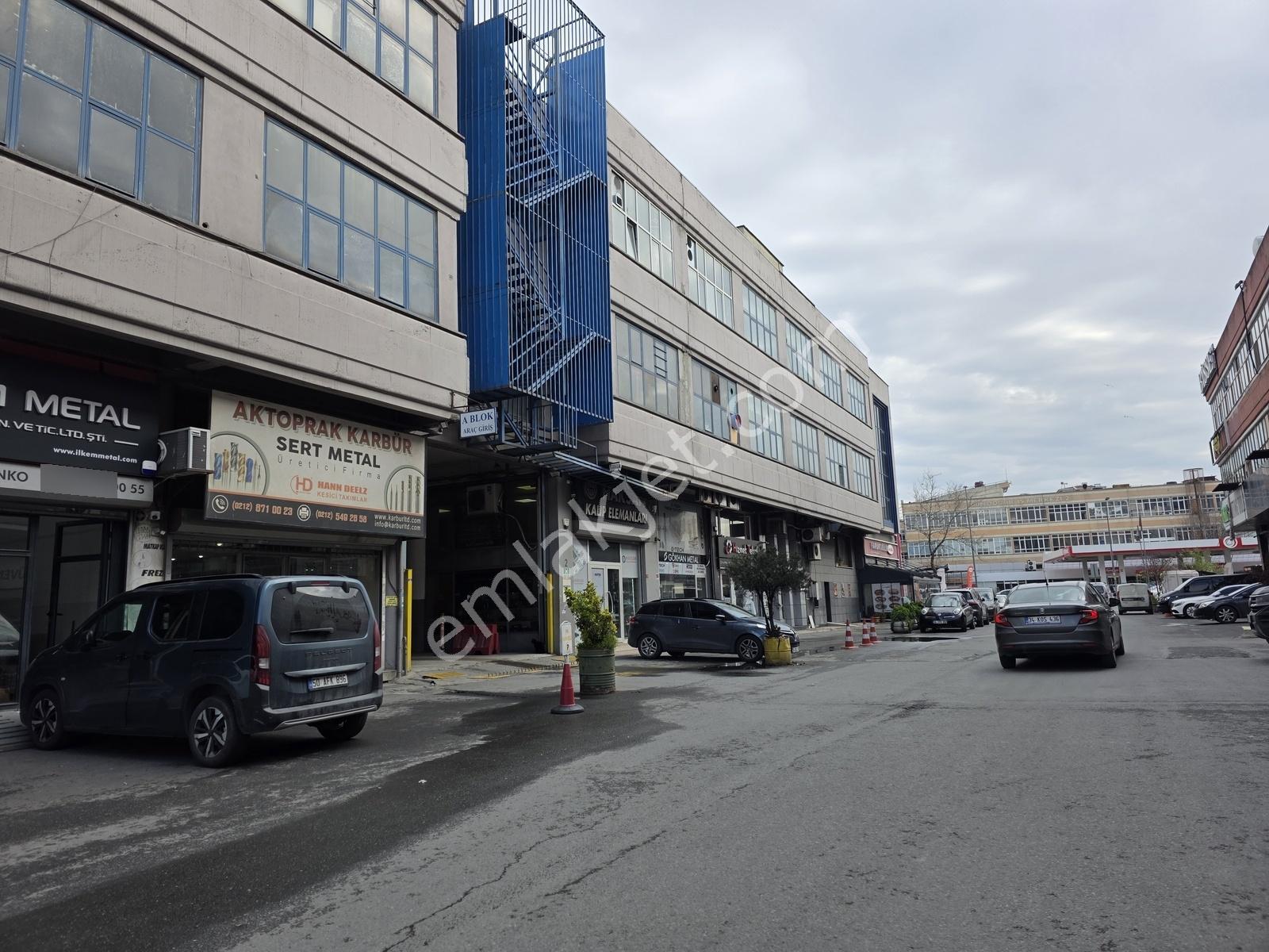 Apek Üretmen Iş Merkezınde Satılık 90 M2 Dükkan - Görsel 7