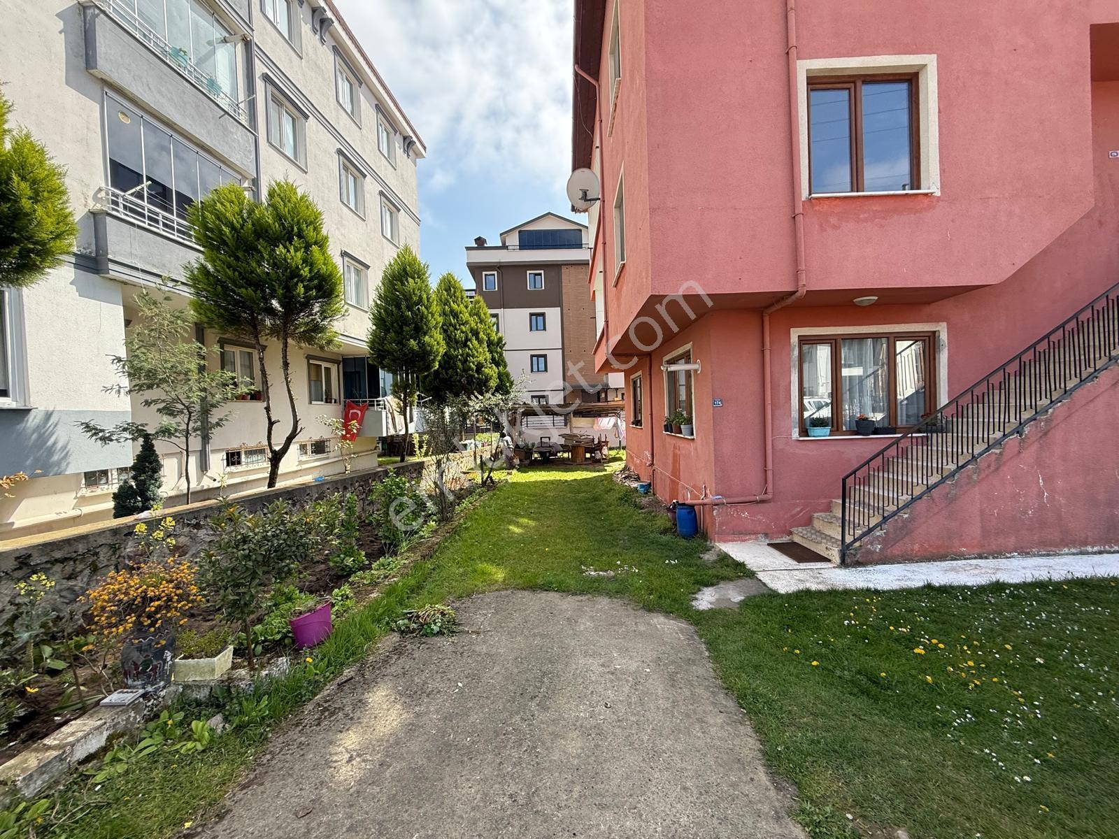 Cumhuriyet Mahallesi Mustakil Bahçeli Kiralık Daire - Görsel 13
