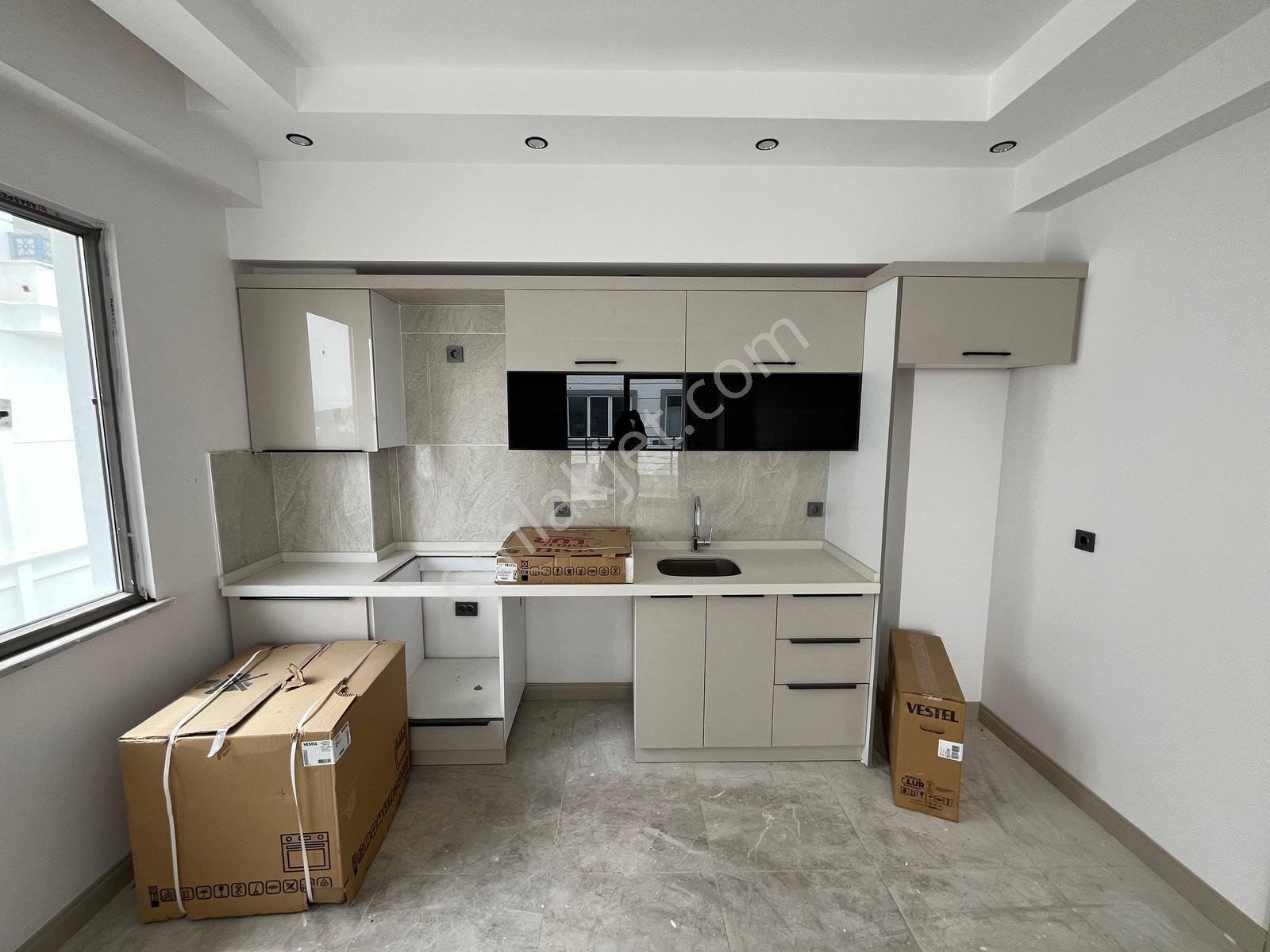 Gümüşden Zeytinlide Geniş Teraslı Doğa İle İç İçe Lux 3+1 Dublex - Görsel 18