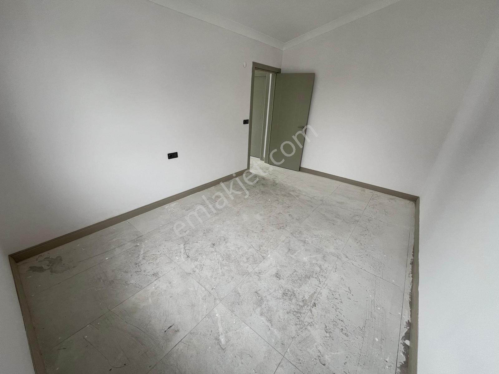 Gümüşden Zeytinlide Geniş Teraslı Doğa İle İç İçe Lux 3+1 Dublex - Görsel 5