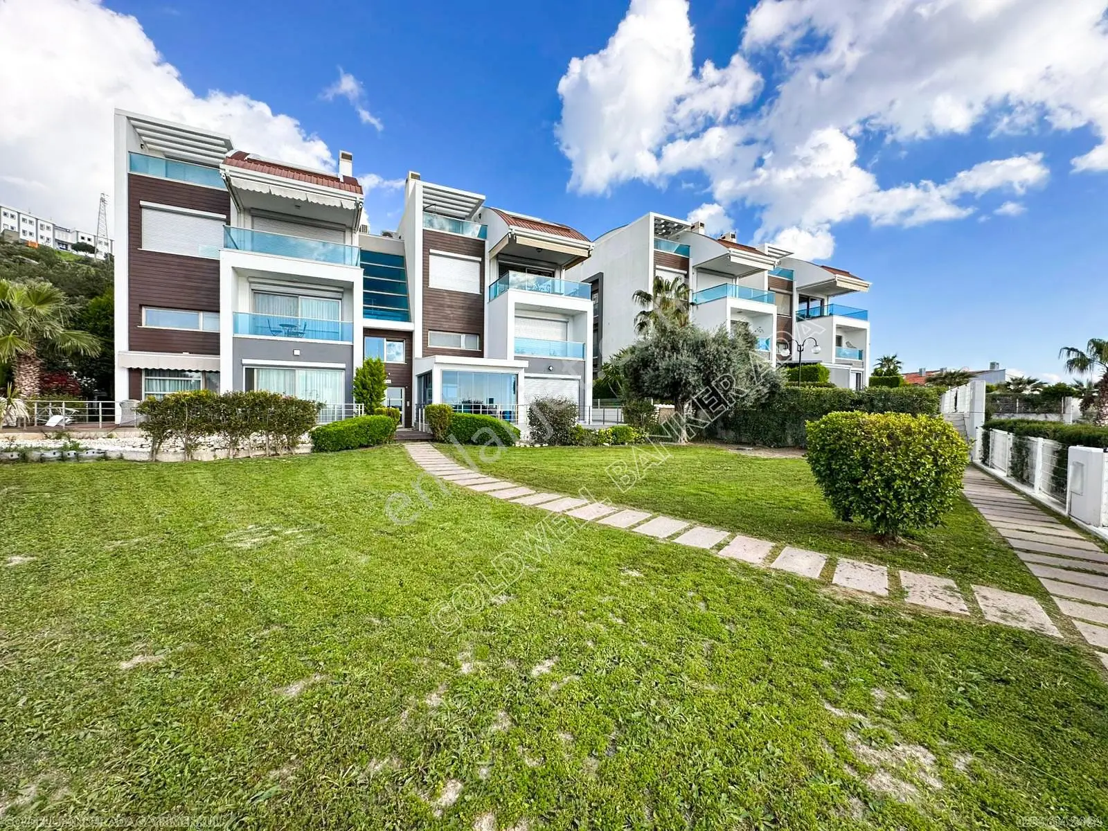 Kuşadası Milenyum Egel Sitesi Deniz Manzaralı 4+1 Bahçe Dubleksi - Görsel 2