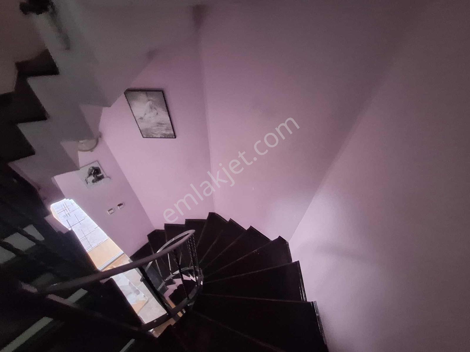 Evka 3te Özel Yaşam | 5+1 Villa | 200 M² Net | Bahçeli | - Görsel 10